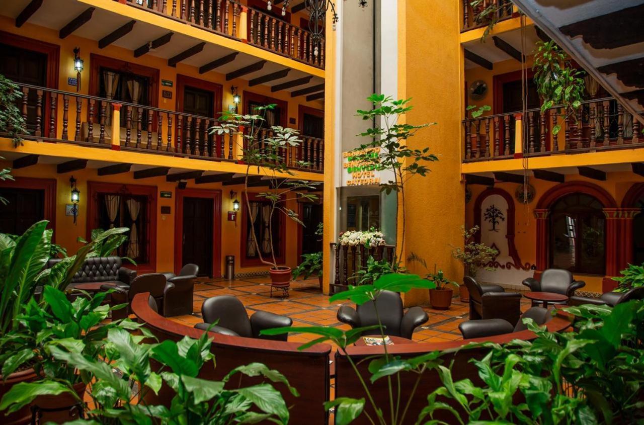 Hotel Catedral San Cristóbal de Las Casas المظهر الخارجي الصورة