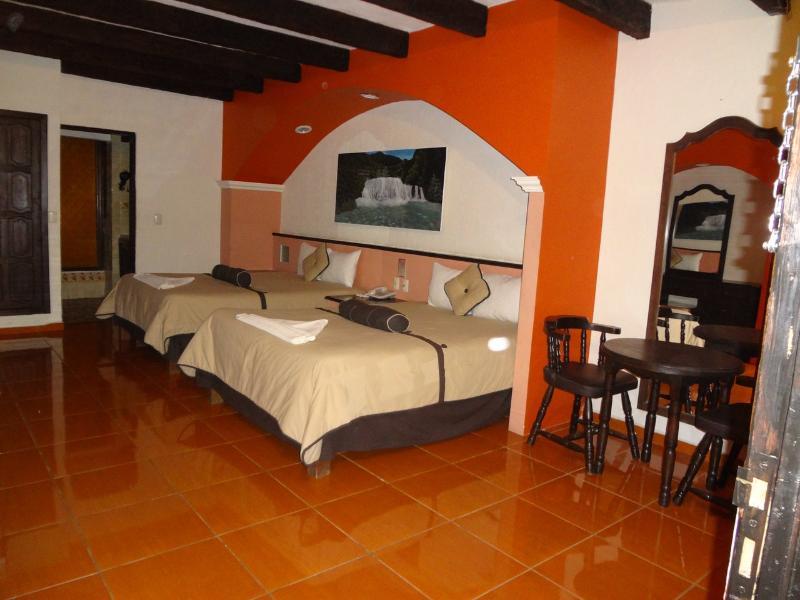 Hotel Catedral San Cristóbal de Las Casas المظهر الخارجي الصورة